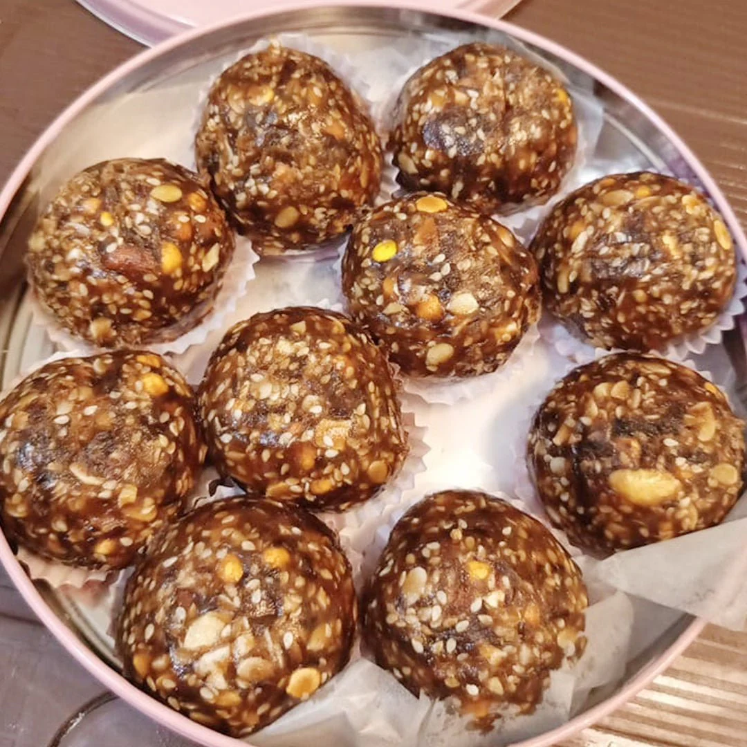 Dates Khajoor Laddu / Pinni - Wholesome Delight Perfect Blend of Health and Indulgence - Image 4